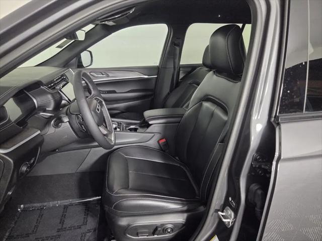 2025 Jeep Grand Cherokee Limited 4x2