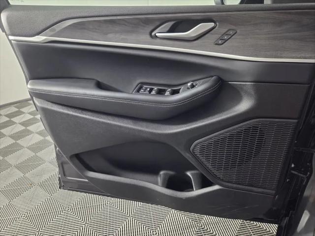2025 Jeep Grand Cherokee Limited 4x2