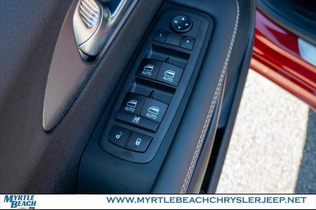 2026 Chrysler Voyager LX