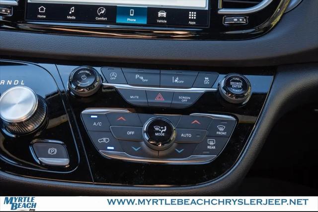 2026 Chrysler Voyager LX