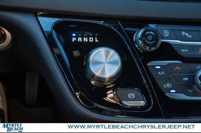2026 Chrysler Voyager LX