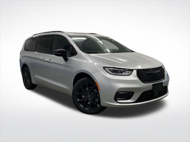 2026 Chrysler Pacifica Limited AWD