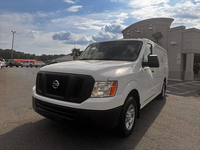 2015 Nissan 2500 SV V6