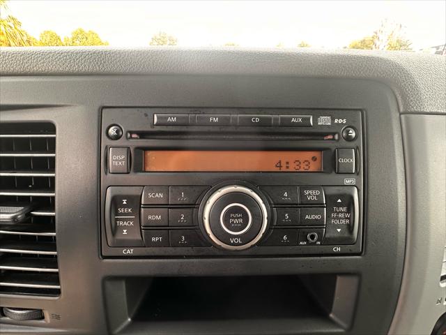 2015 Nissan 2500 SV V6
