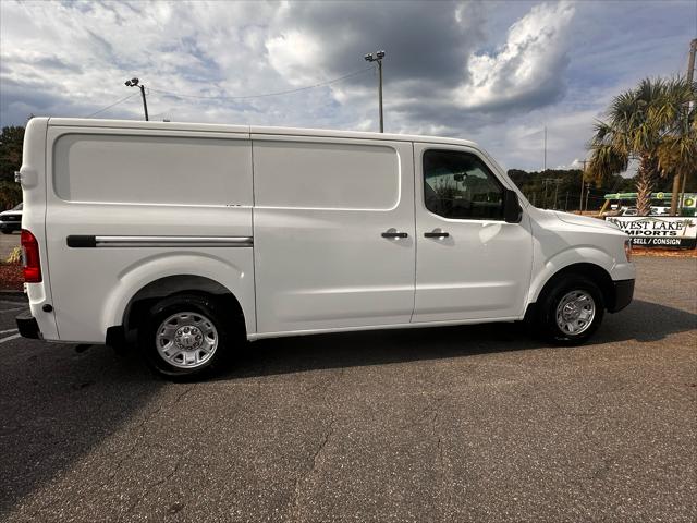 2015 Nissan 2500 SV V6
