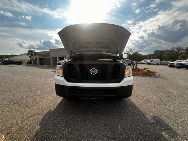 2015 Nissan 2500 SV V6