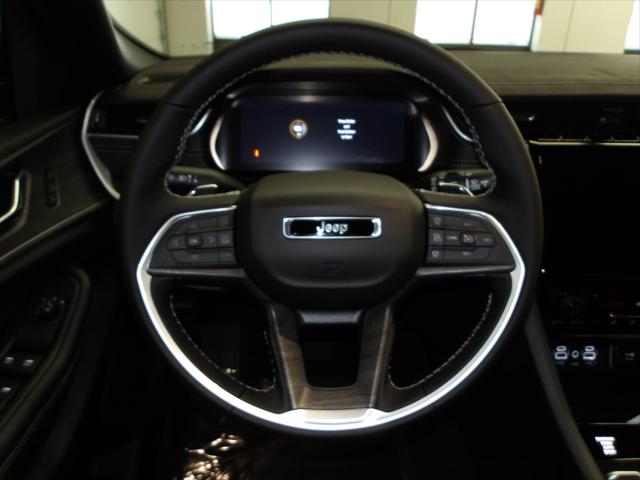 2025 Jeep Grand Cherokee L Limited 4x4