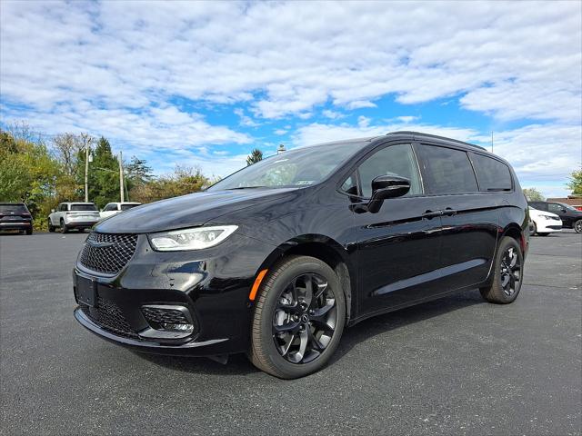 2026 Chrysler Pacifica PACIFICA LIMITED AWD