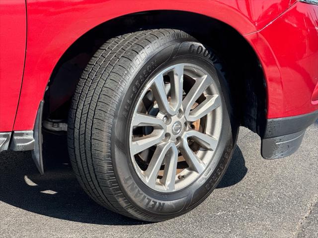 2014 Nissan Pathfinder S 2014 Nissan Pathfinder S