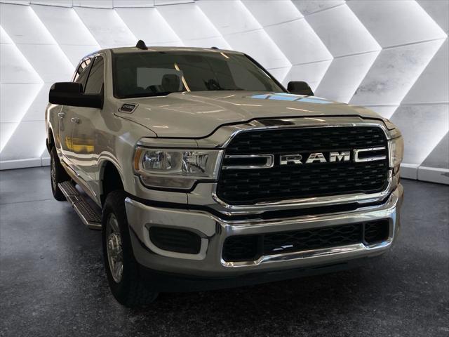 2022 RAM 2500 Big Horn Crew Cab 4x4 64 Box 2022 RAM 2500 Big Horn Crew Cab 4x4 64 Box