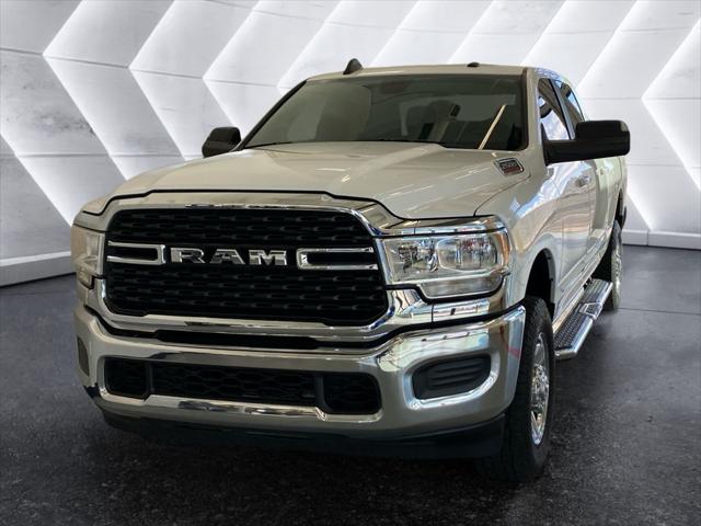 2022 RAM 2500 Big Horn Crew Cab 4x4 64 Box 2022 RAM 2500 Big Horn Crew Cab 4x4 64 Box
