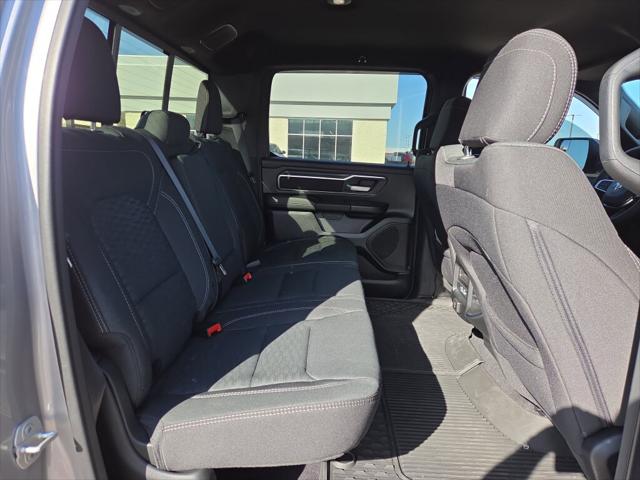 2025 Ram 1500 Big Horn Crew Cab 4x4 5'7" Box