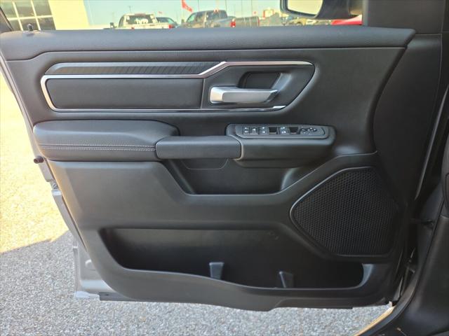 2025 Ram 1500 Big Horn Crew Cab 4x4 5'7" Box