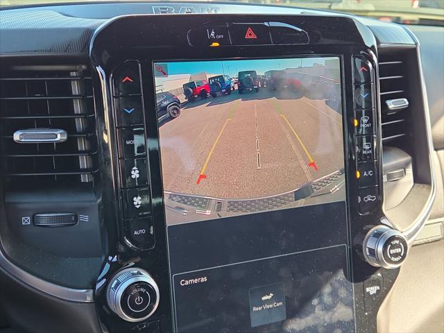 2025 Ram 1500 Big Horn Crew Cab 4x4 5'7" Box