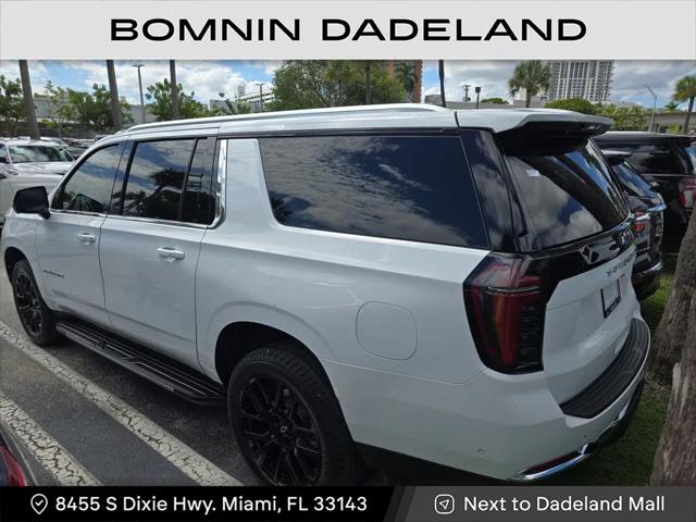 2025 Chevrolet Suburban 2WD LS