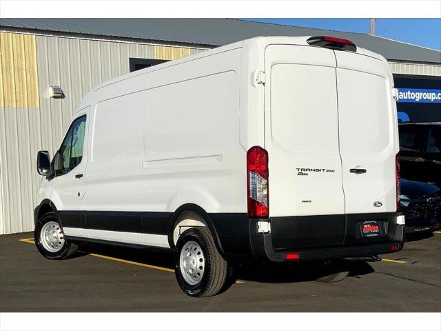 2026 Ford Transit Cargo Van Base