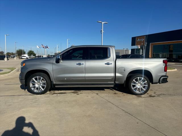 2023 Chevrolet Silverado 1500 4WD Crew Cab Short Bed High Country