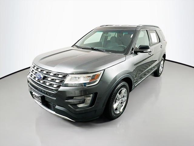 2016 Ford Explorer XLT 2016 Ford Explorer XLT