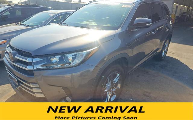 2018 Toyota Highlander Limited Platinum 2018 Toyota Highlander Limited Platinum