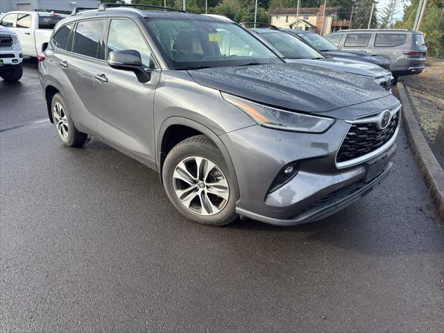 2021 Toyota Highlander XLE 2021 Toyota Highlander XLE