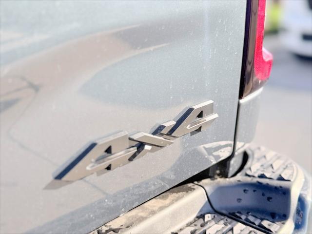 2026 RAM Ram 2500 RAM 2500 BLACK EXPRESS CREW CAB 4X4 64 BOX