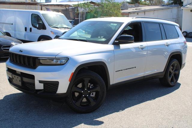 2023 Jeep Grand Cherokee L Altitude 4x4