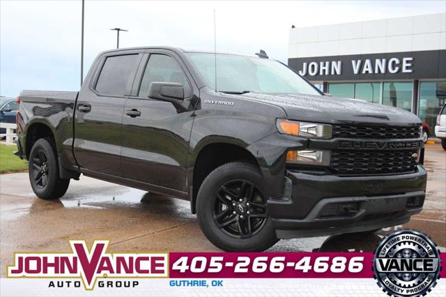 2021 Chevrolet Silverado 1500 2WD Crew Cab Short Bed Custom