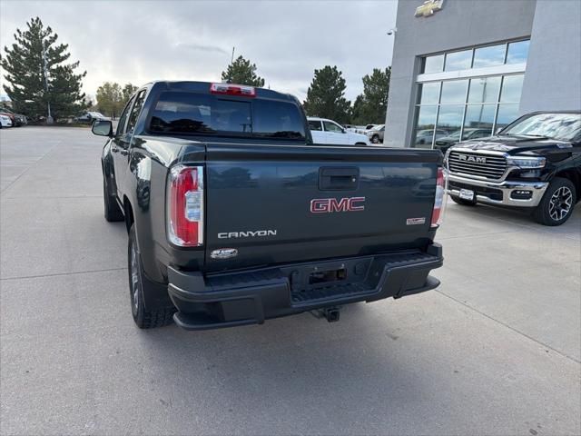 2017 GMC Canyon SLE 2017 GMC Canyon SLE