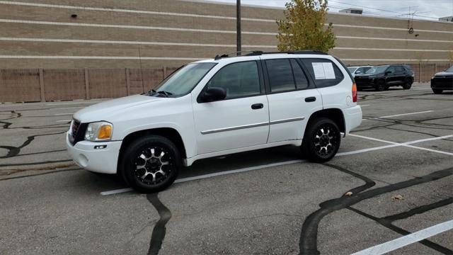 Used 2007 GMC Envoy For Sale in Waterford Twp, MI