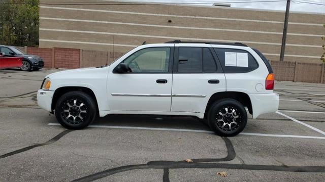 Used 2007 GMC Envoy For Sale in Waterford Twp, MI