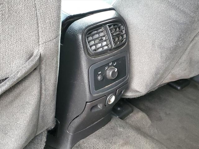 Used 2007 GMC Envoy For Sale in Waterford Twp, MI