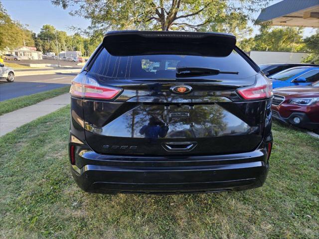2022 Ford Edge SE