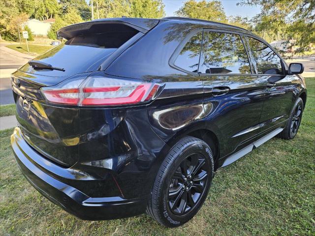2022 Ford Edge SE