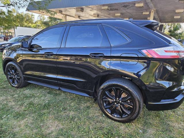 2022 Ford Edge SE