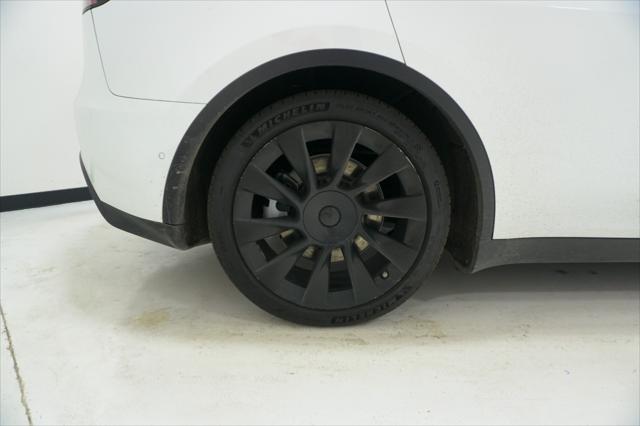 2022 Tesla Model Y Long Range Dual Motor All-Wheel Drive