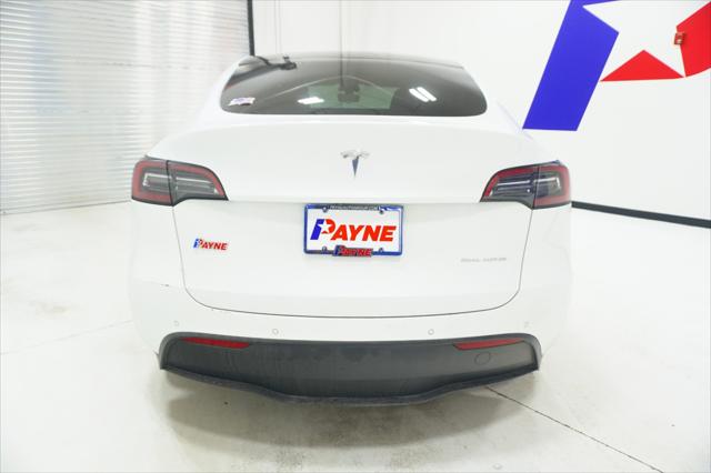 2022 Tesla Model Y Long Range Dual Motor All-Wheel Drive