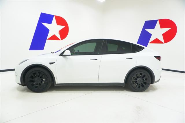 2022 Tesla Model Y Long Range Dual Motor All-Wheel Drive