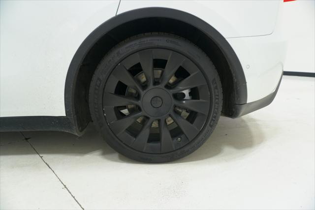 2022 Tesla Model Y Long Range Dual Motor All-Wheel Drive