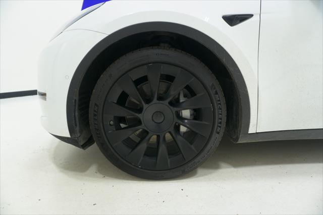 2022 Tesla Model Y Long Range Dual Motor All-Wheel Drive