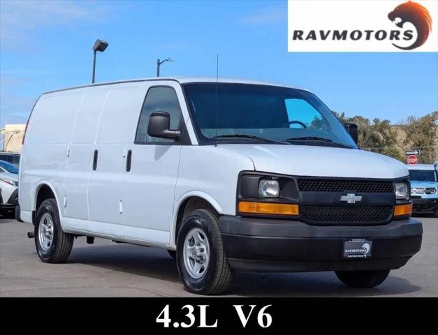 2004 Chevrolet Express Base for sale in Burnsville, MN