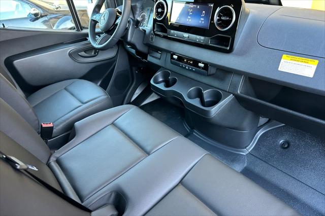 2026 Mercedes-Benz Sprinter Cargo Van Unknown