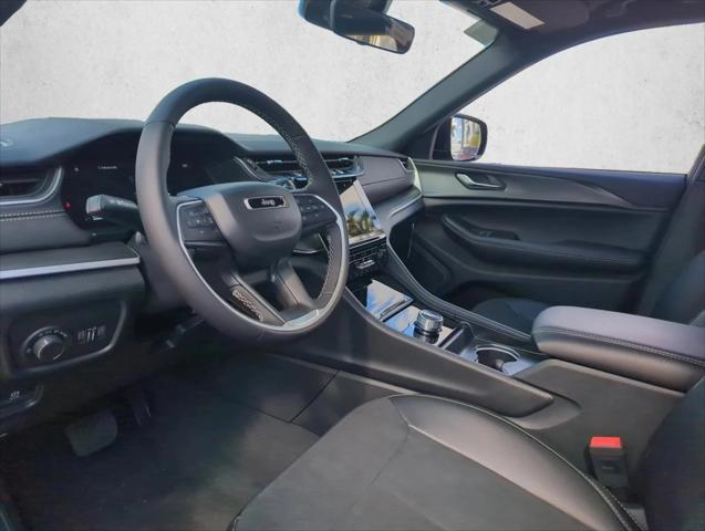 2025 Jeep Grand Cherokee GRAND CHEROKEE ALTITUDE X 4X2