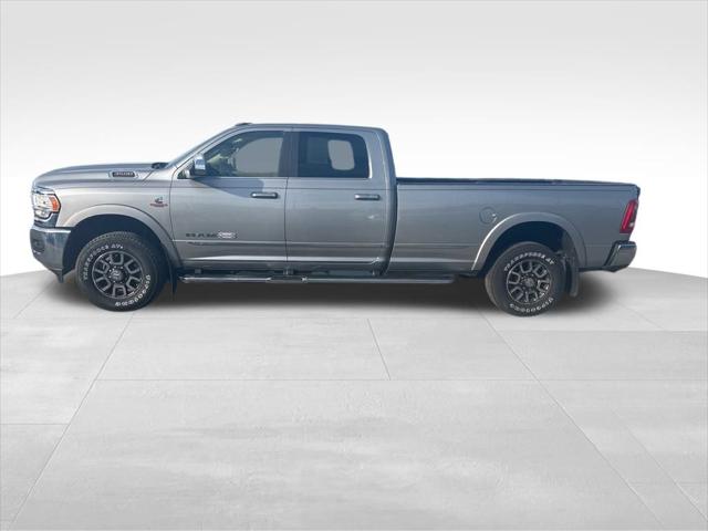 2022 RAM 3500 Limited Longhorn Crew Cab 4x4 8 Box