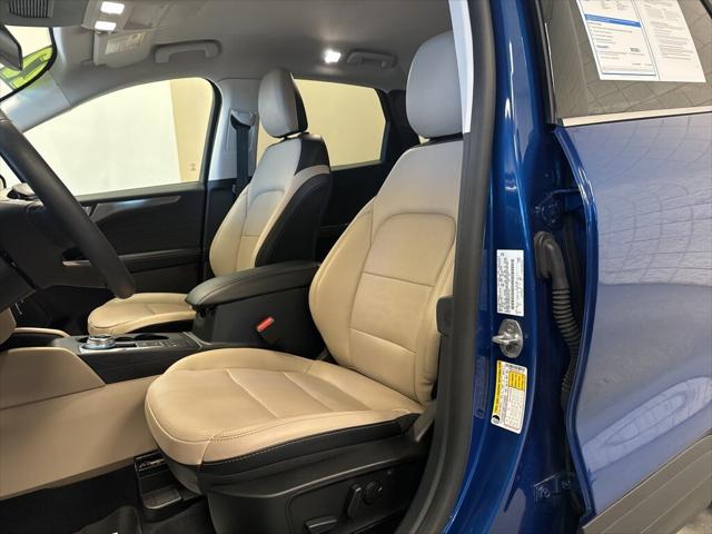 2022 Ford Escape Titanium 2022 Ford Escape Titanium