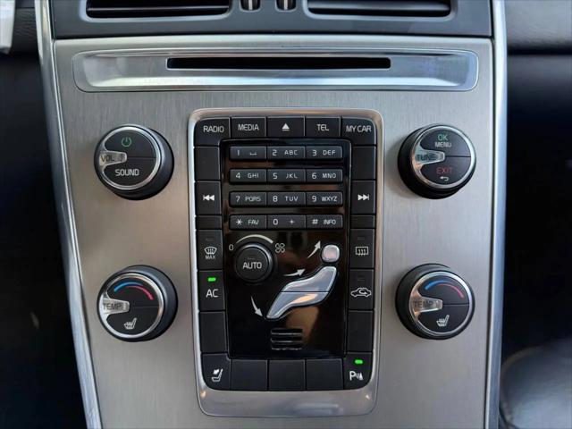 2012 Volvo XC60 T6 R-Design