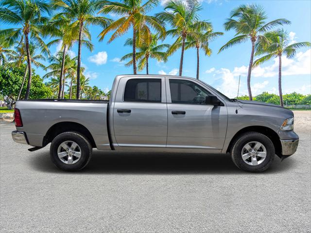 2022 RAM 1500 Classic SLT Crew Cab 4x4 57 Box 2022 RAM 1500 Classic SLT Crew Cab 4x4 57 Box