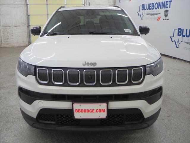 2022 Jeep Compass Latitude Lux 4x4 2022 Jeep Compass Latitude Lux 4x4