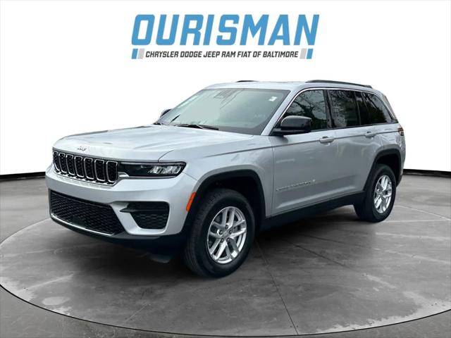 2025 Jeep Grand Cherokee GRAND CHEROKEE LAREDO X 4X4