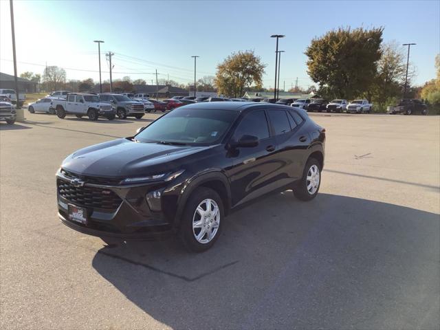 2025 Chevrolet Trax FWD LS