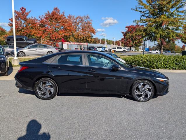 2024 Hyundai Elantra SEL 2024 Hyundai Elantra SEL